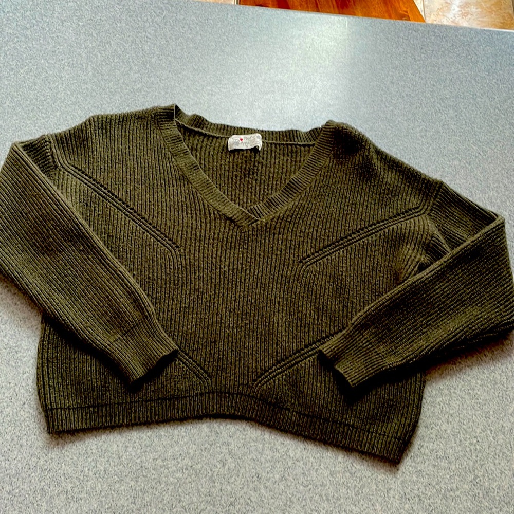 Forest green knit crop sweater